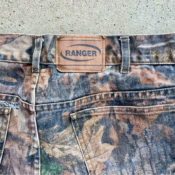 Ranger Camo Jeans Realtree 37x31 - Picture 9 of 9